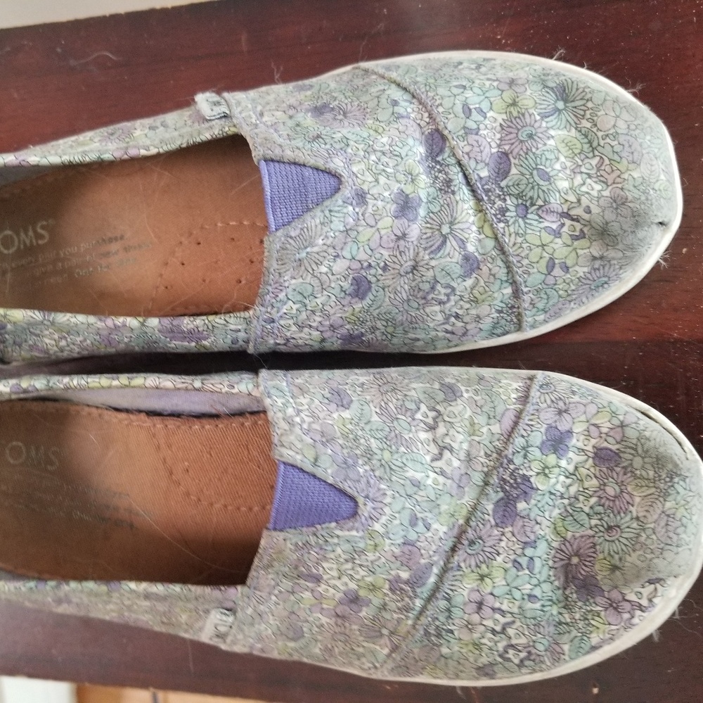 Cute Floral Toms SlipOns